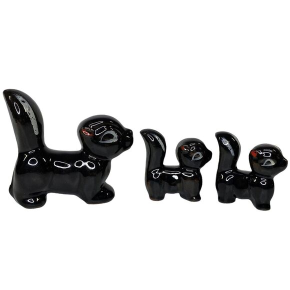 3 Vintage Skunk Figurines Stamped Japan Redware Pottery Hand Painted Doe Kits - Picture 2 of 10